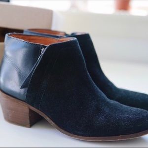 Madewell Cair Booties in Black